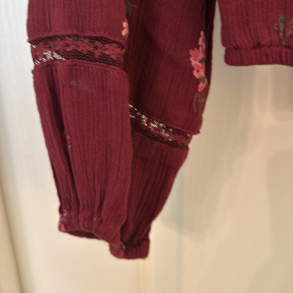 Hollister top size S - Picture 4 of 5